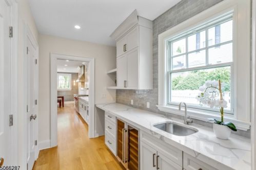181 Cooper Ave, Montclair NJ  07043-1810 exterior