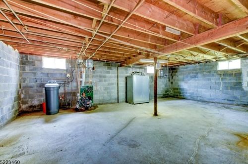 901 Meadowbrook Rd, Fredon NJ  07860-4519 exterior