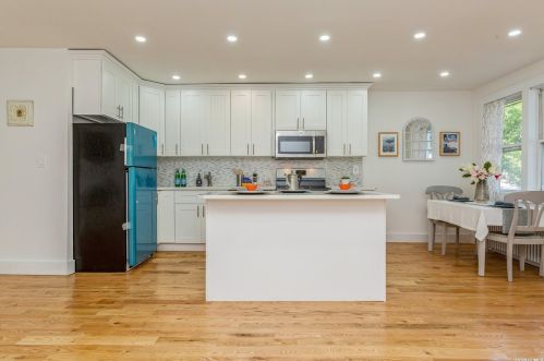 115-36 217th St, Jamaica, NY 11411-1105