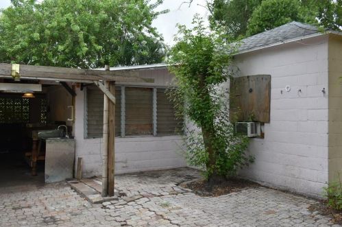 5580 20th St, Vero Beach FL  32966-6925 exterior