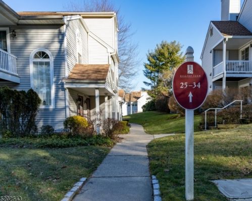 28 Homestead Ln, Lincoln Park NJ  07035-2033 exterior