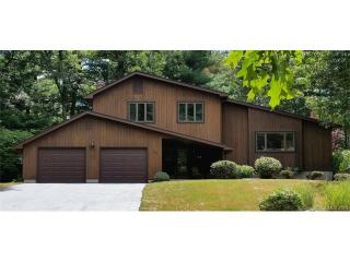 44 Needletree Ln, Glastonbury, CT 06033-3529