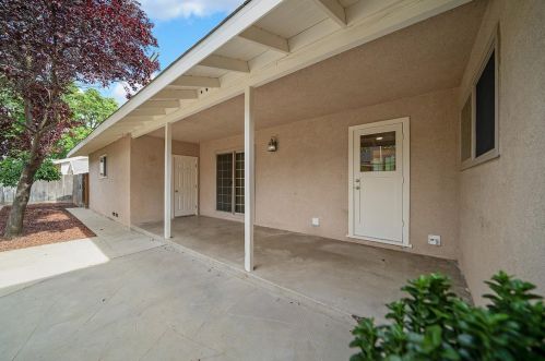 2600 Macgregor Ct, Modesto CA  95350-2320 exterior