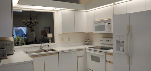 6364 Kings Gate Cir, Delray Beach FL  33484-2429 exterior