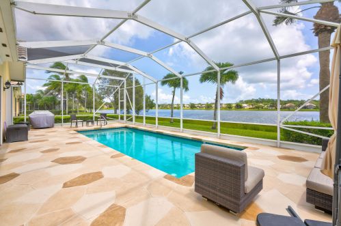 8866 Oldham Way, West Palm Beach, FL 33412-1108