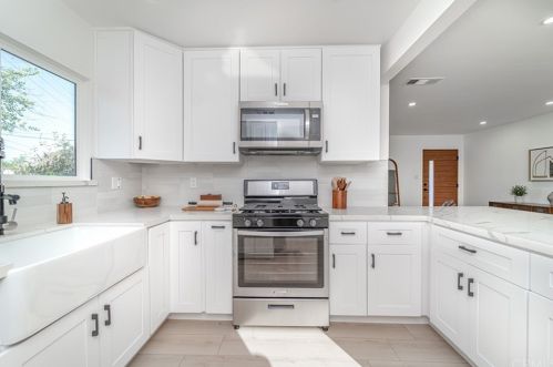 704 Lincoln Ave, Montebello CA  90640-3530 exterior