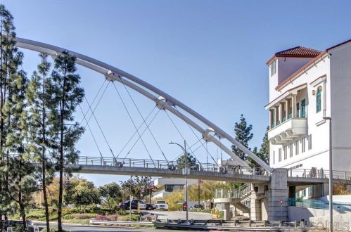 4401 College Ave, San Diego CA 92115-2520 exterior