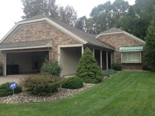 12 Chadwick Sq, Parkersburg WV  26105-3046 exterior