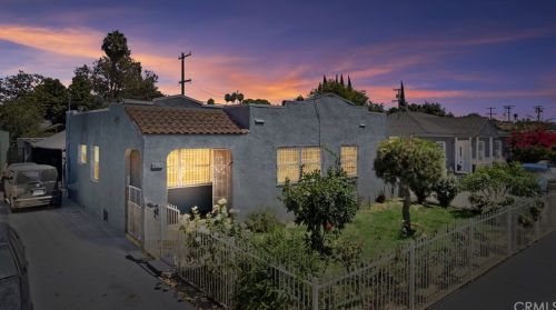 1302 Rose Ave, Compton, CA 90221-1419