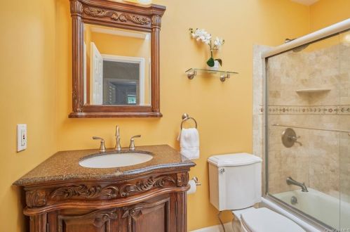 163 Teakettle Spout Rd, Mahopac NY  10541-4250 exterior