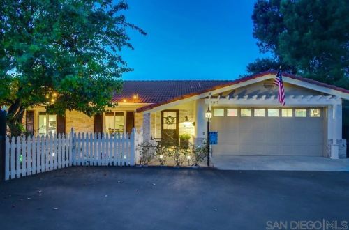 9187 Grossmont Blvd, La Mesa, CA 91941-4141