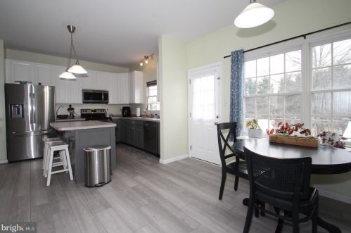 35 Marble House Dr, Bear DE  19701-4023 exterior