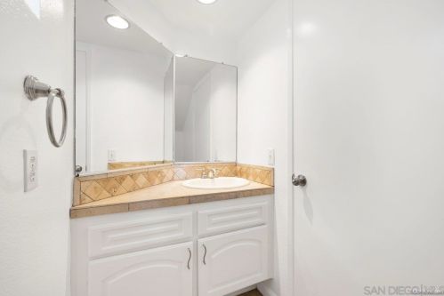 13402 Tiverton Rd, San Diego CA  92130-1021 exterior