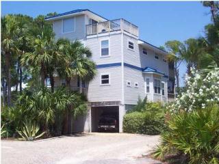 2243 Bayside Dr, Saint George Island, FL 32328-2268