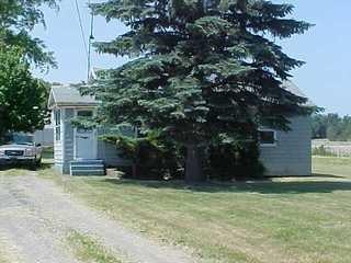 391 Water St, Fredonia NY  14063-9528 exterior