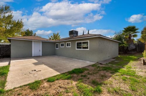 8225 Zenith Dr, Citrus Heights CA  95621-0151 exterior