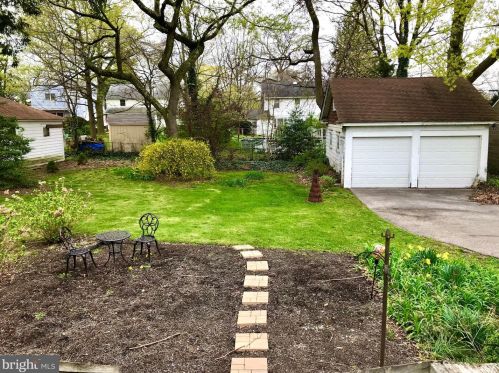 6 Lexington Ave, Camden NJ  08109-2014 exterior