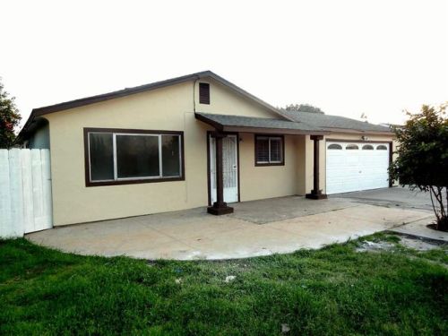 492 Thomsen Rd, Lathrop, CA 95330-9506