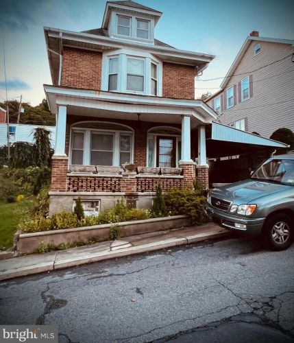 223 Schuylkill Ave, Primrose, PA 17901-3525