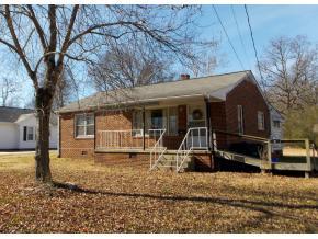 418 Laurel Hill Dr, Burlington, NC 27215-5314