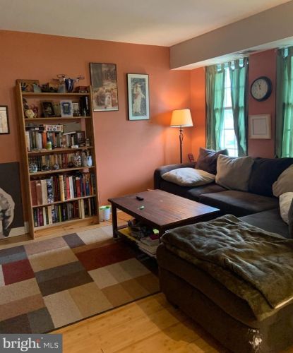 2003 Norwood Ct, Lansdale, PA 19446-4329