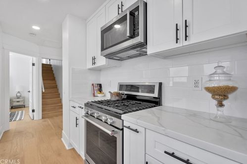 307 Fernando St, Newport Beach CA  92661-1236 exterior