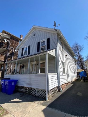 19 Portland St, Middletown CT  06457-2209 exterior