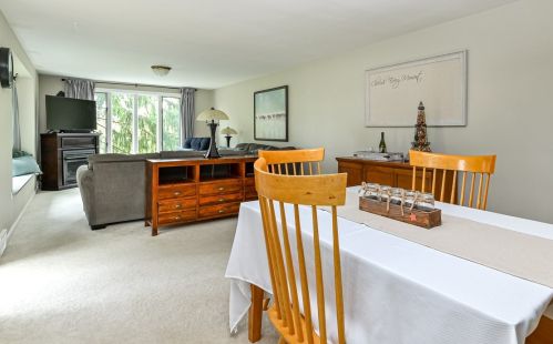 2567 Aldon Dr, Sewickley PA  15143-8612 exterior