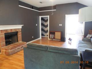 724 Nelson Pl, Burleson, TX 76028-6832
