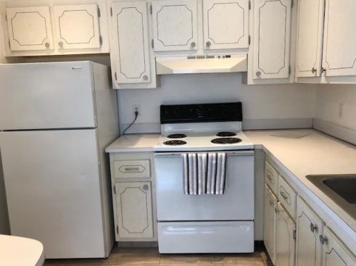 370 Saxony H, Delray Beach FL  33446-1006 exterior