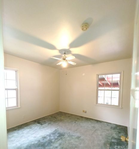 6527 Turnergrove Dr, Lakewood CA  90713-2707 exterior