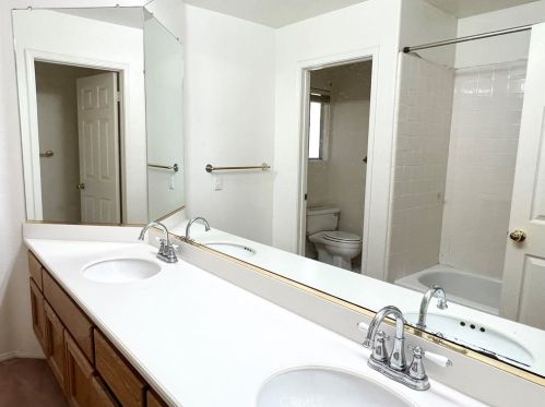 32005 Corte Eldorado, Temecula CA  92592-1033 exterior