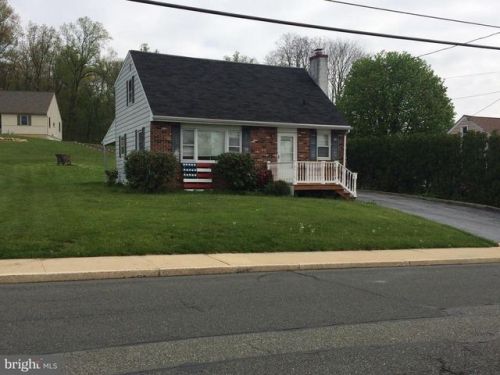333 Church St, Bally, PA 19503-9648