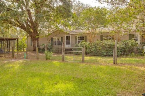 22631 Rockland Ave, Mount Plymouth, FL 32776-9521
