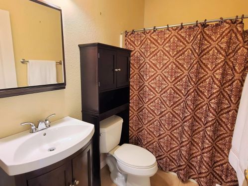 99 Ainsworth Way, Folsom CA  95630-7600 exterior