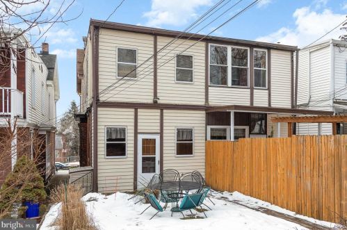 2342 Ellerslie St, Harrisburg PA 17104-2731 exterior