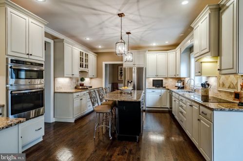 103 Aspen Dr, Downingtown, PA 19335-1098
