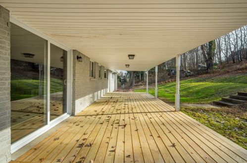 454 Mcmurray Rd, Canonsburg PA  15317-0024 exterior