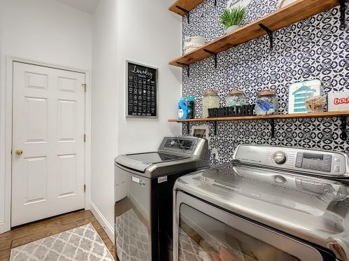 1181 Chessington Cir, Lake Mary FL  32746-1912 exterior