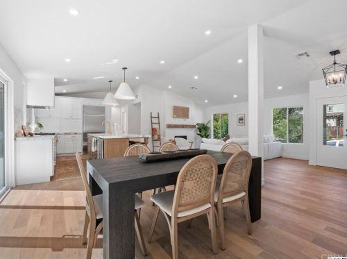 5267 Gould Ave, La Canada CA  91011-2443 exterior