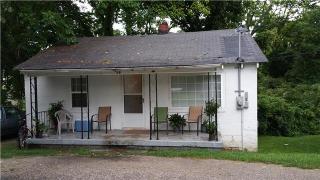 1117 Water St, Columbia, TN 38401-3875