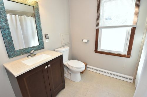 2933 48, Milwaukee WI 53216-4630 exterior