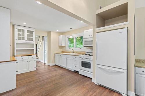 2450 State Route 208, Walden NY  12586-2801 exterior