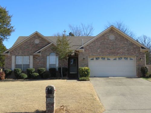 140 Peach St, Conway, AR 72034-5564