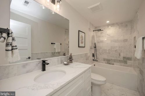 326 Taylor St, Washington DC  20017-1529 exterior