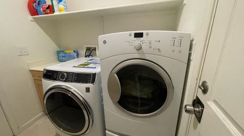 345 Scrub Oak Dr, Lathrop CA  95330-8689 exterior