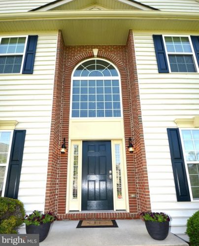 300 Elizabeth Dr, Kennett Sq, PA 19348-4714