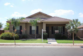 3742 Coach House Dr, Gilbert, AZ 85297-4916
