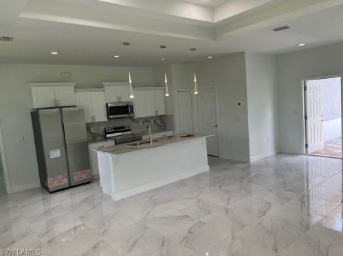 2920 20 St, Lehigh Acres FL 33976-3210 exterior