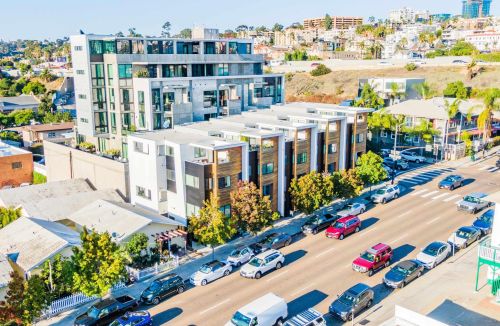 2104 Columbia St, San Diego CA 92101-1713 exterior